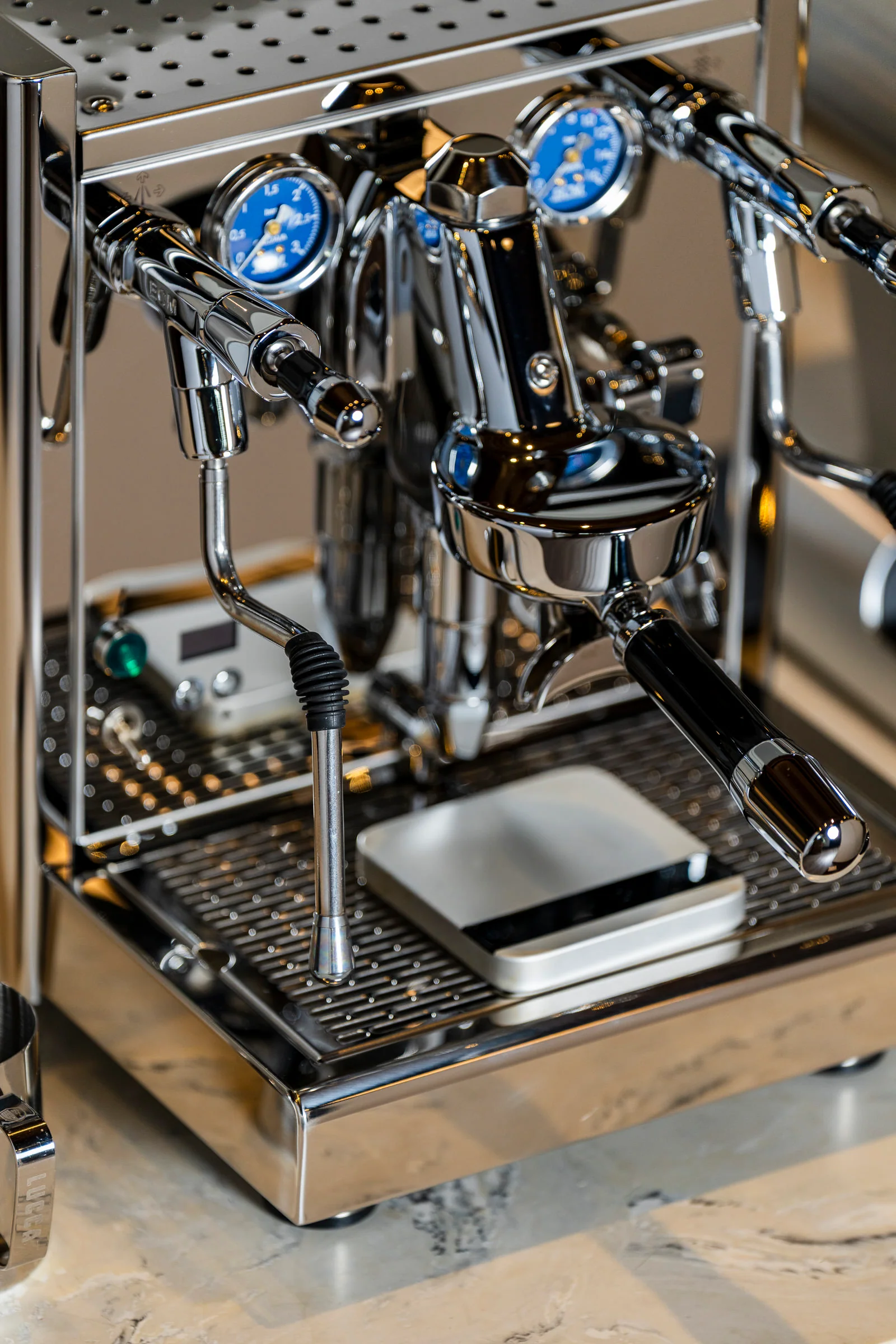 ECM Technika VI Espresso Machine - Image 12